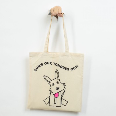 Stylish bag with dog on it